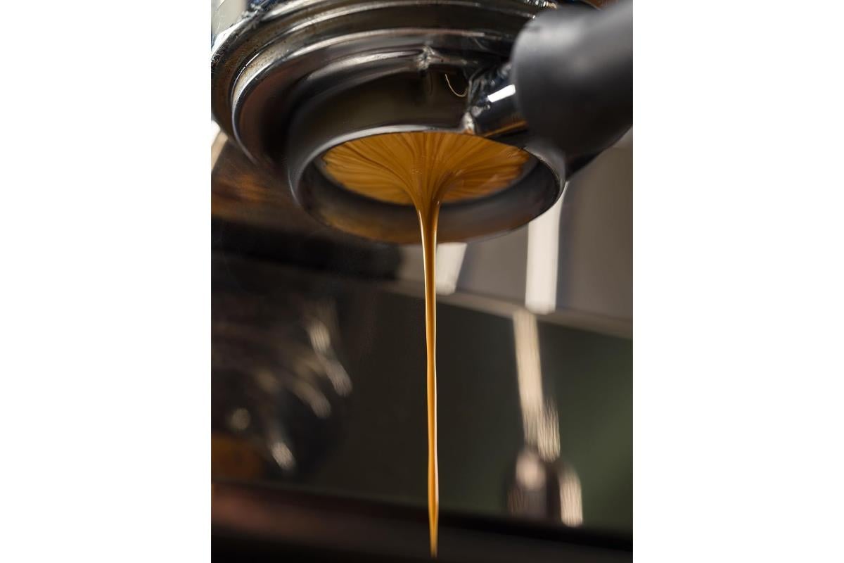 Kahve Dünyası Kavrulmuş Espresso Çekirdek Kahve 1 Kg x 2 Adet
